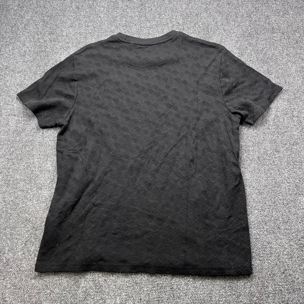 GUESS Textured Jacquard Knit Short Sleeve Black Crew Neck T-Shirt - Picture 5 of 7
